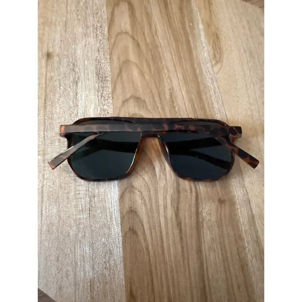 6/$25 Brown Tortuous Shell Square Dark Lenses Sunglasses